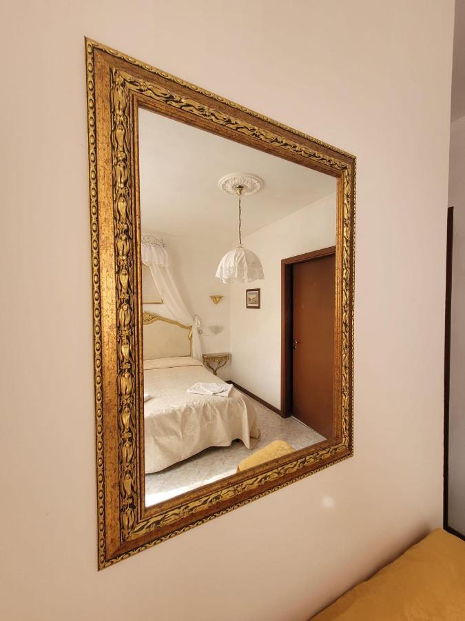 Ca Isabella Bed and Breakfast Venetië Buitenkant foto